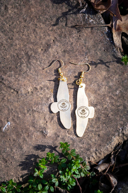 Red Tail Hawk Engraved Brass Set